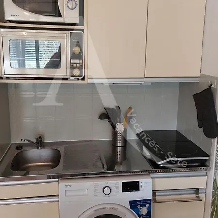 T2 Quartier Quilles Renove Avec Gout Wifi 4 Personnes דירה *
